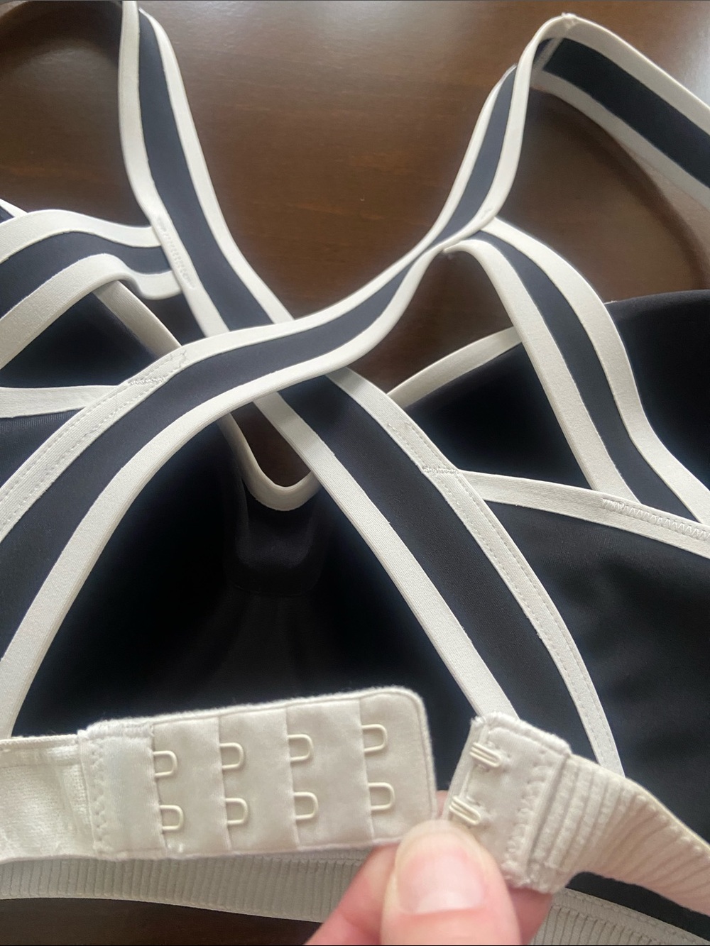 VSX Incredible Max Sports Bra in Black with White Trim & Strappy Back size 34DDD - Picture 13 of 16